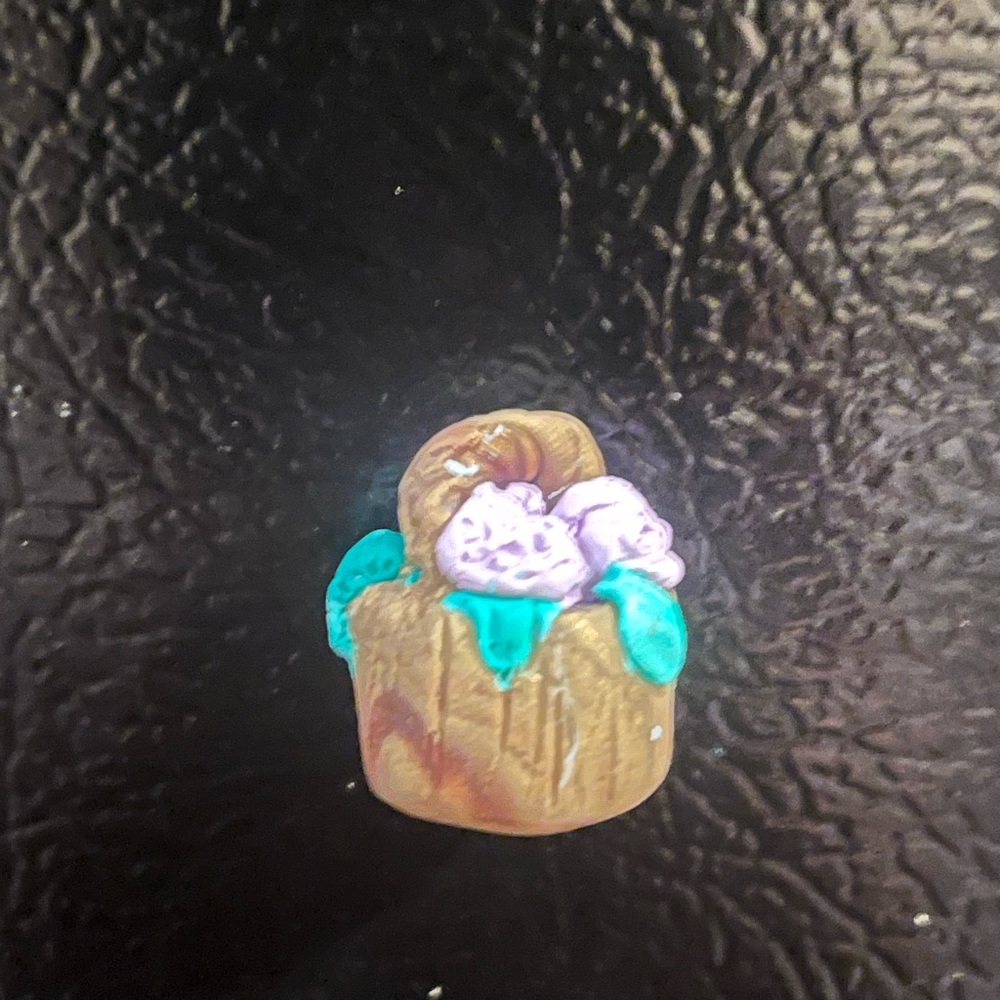 Magnet - Basket with Flowers